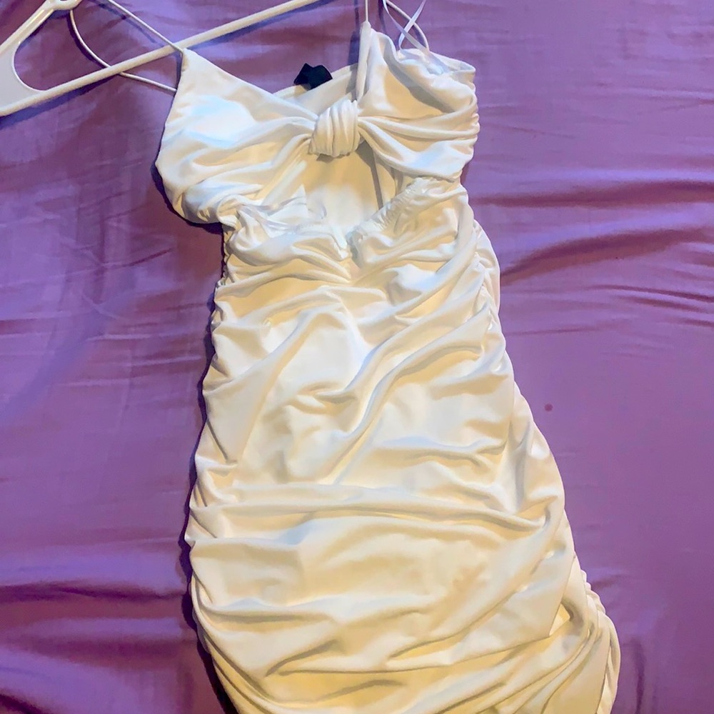 10/10 condition worn once